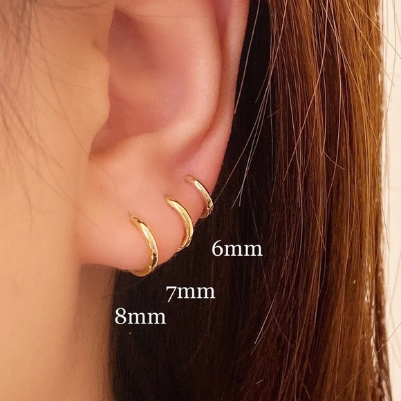 14k gold plated sterling sliver huggie earrings - Picture 3 of 5